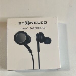 Black Earbud Headphones